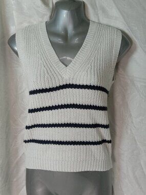 Design Lab Sweater Vest Womens XS Knit Fall White Stripe Preppy Tennis Prep